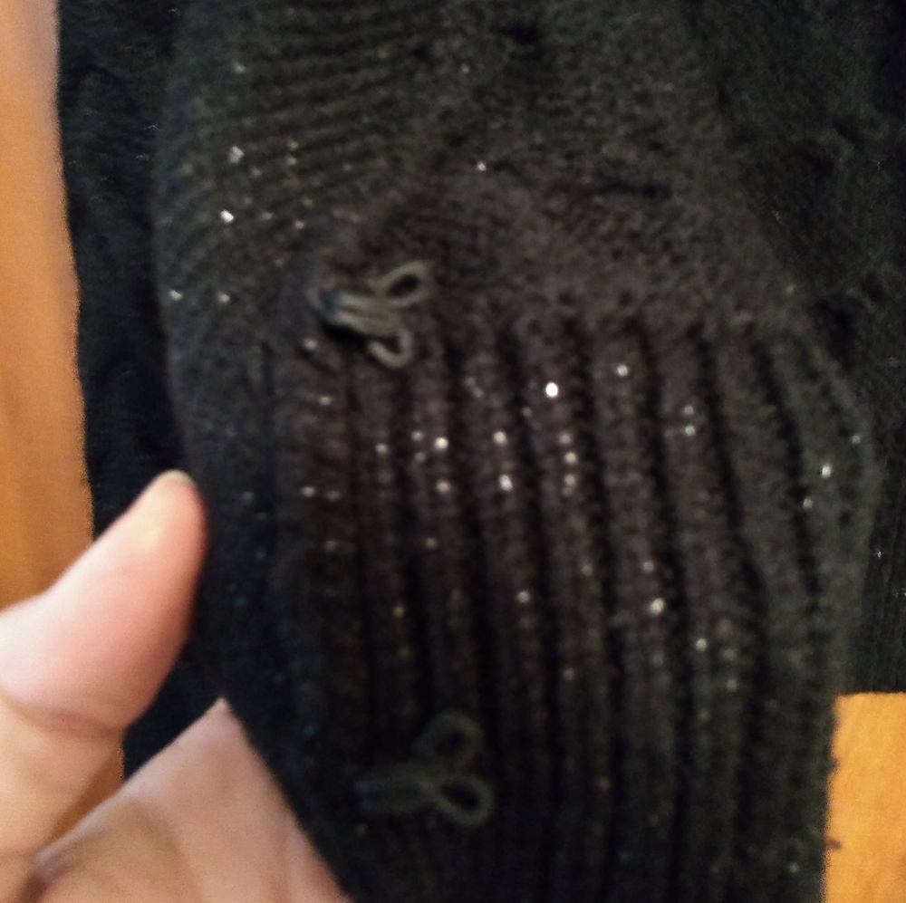 WHBM Cardigan - Picture 2 of 6